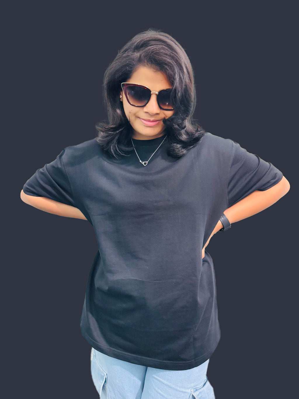 MRUVA's Oversized Fit - Black