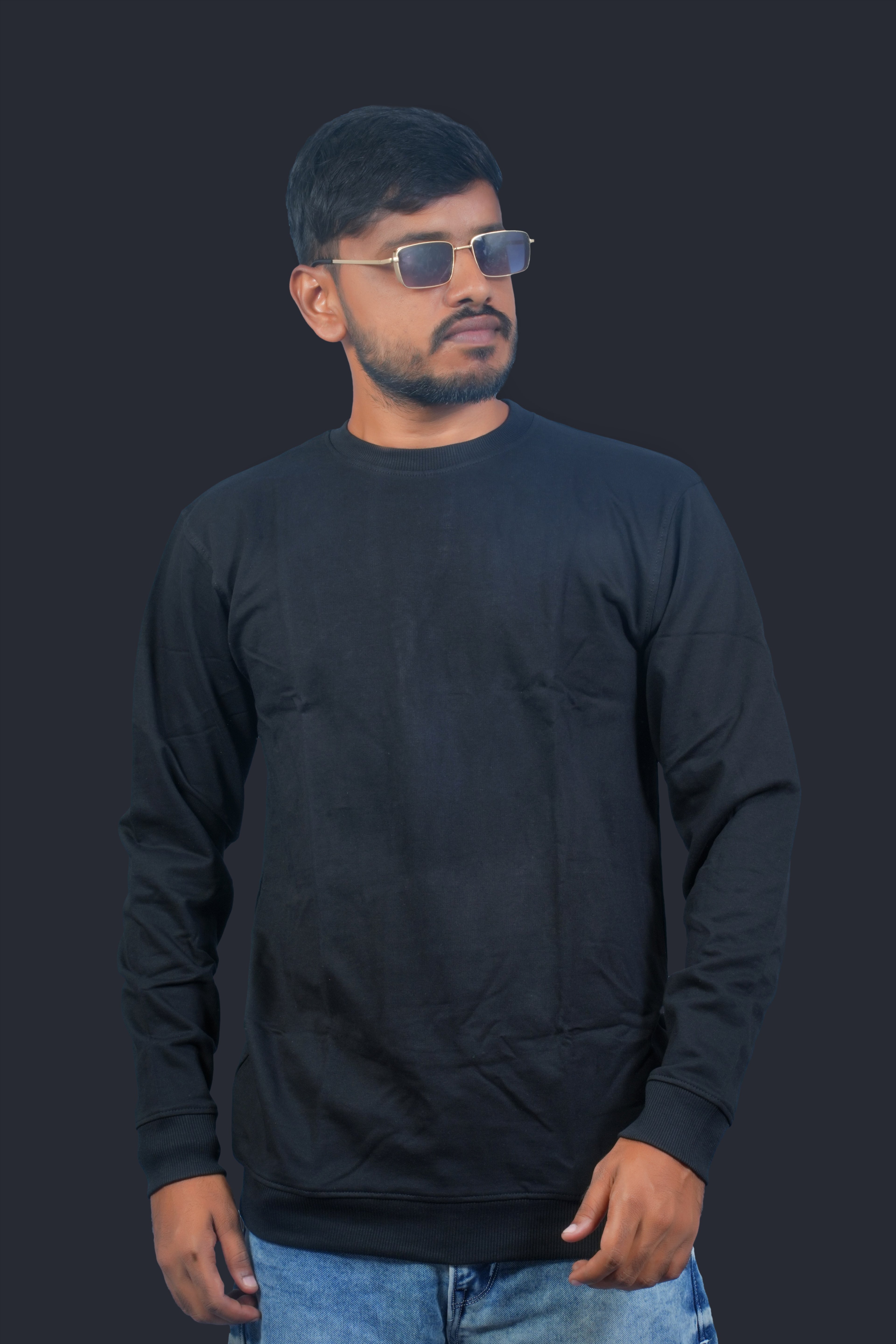 MRUVA's Sweatshirt - Black