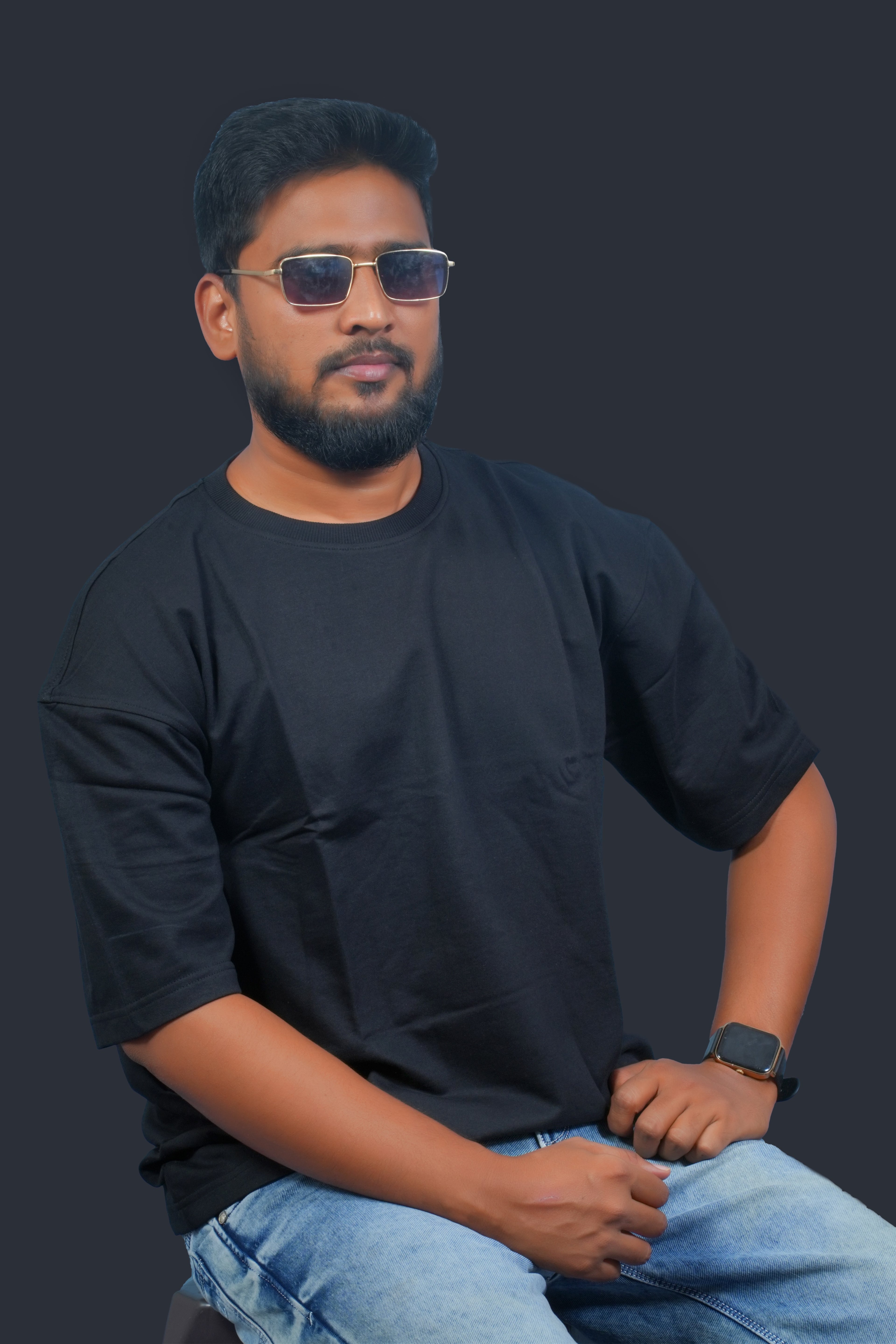 MRUVA's Oversized Fit - Black