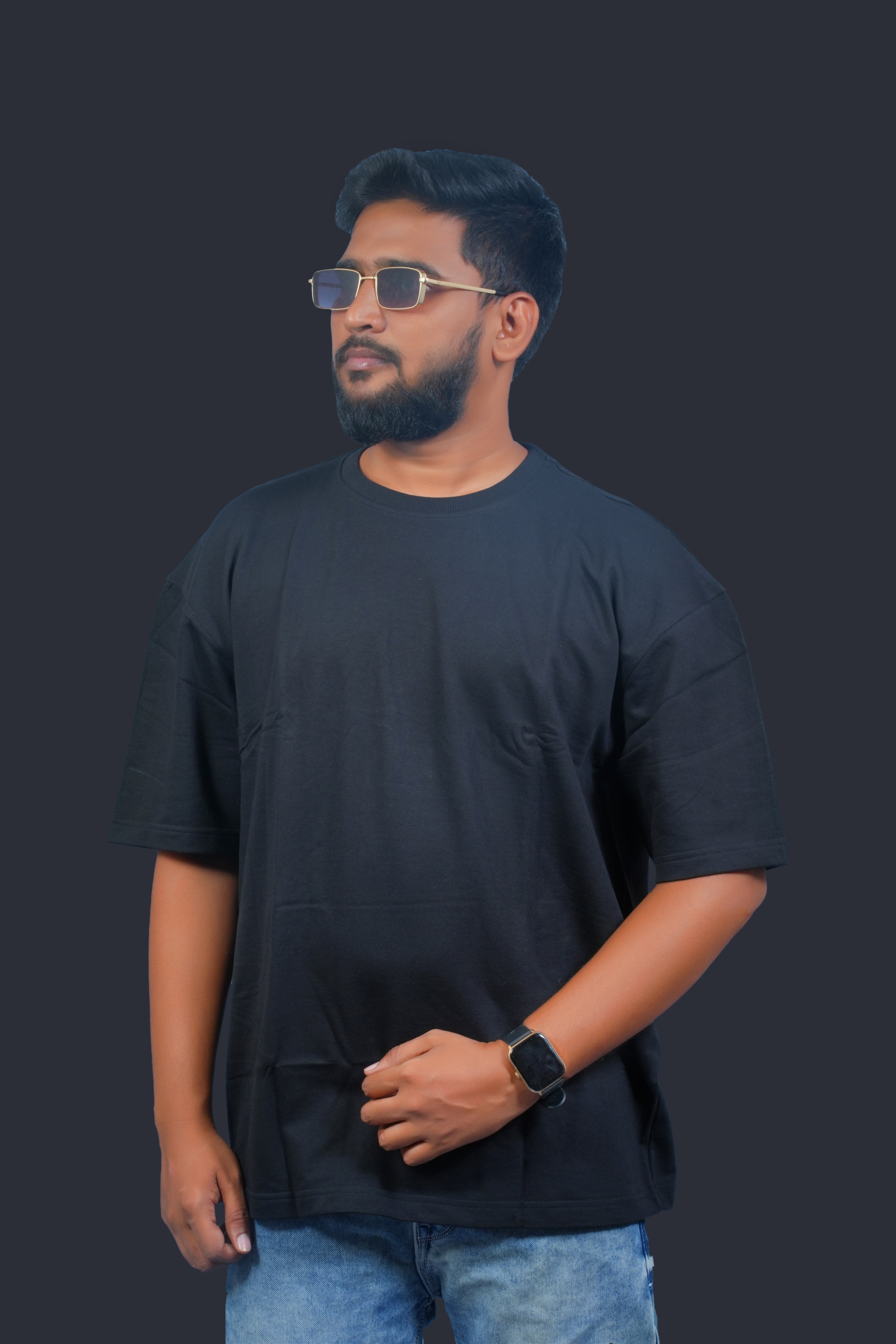 MRUVA's Oversized Fit - Black