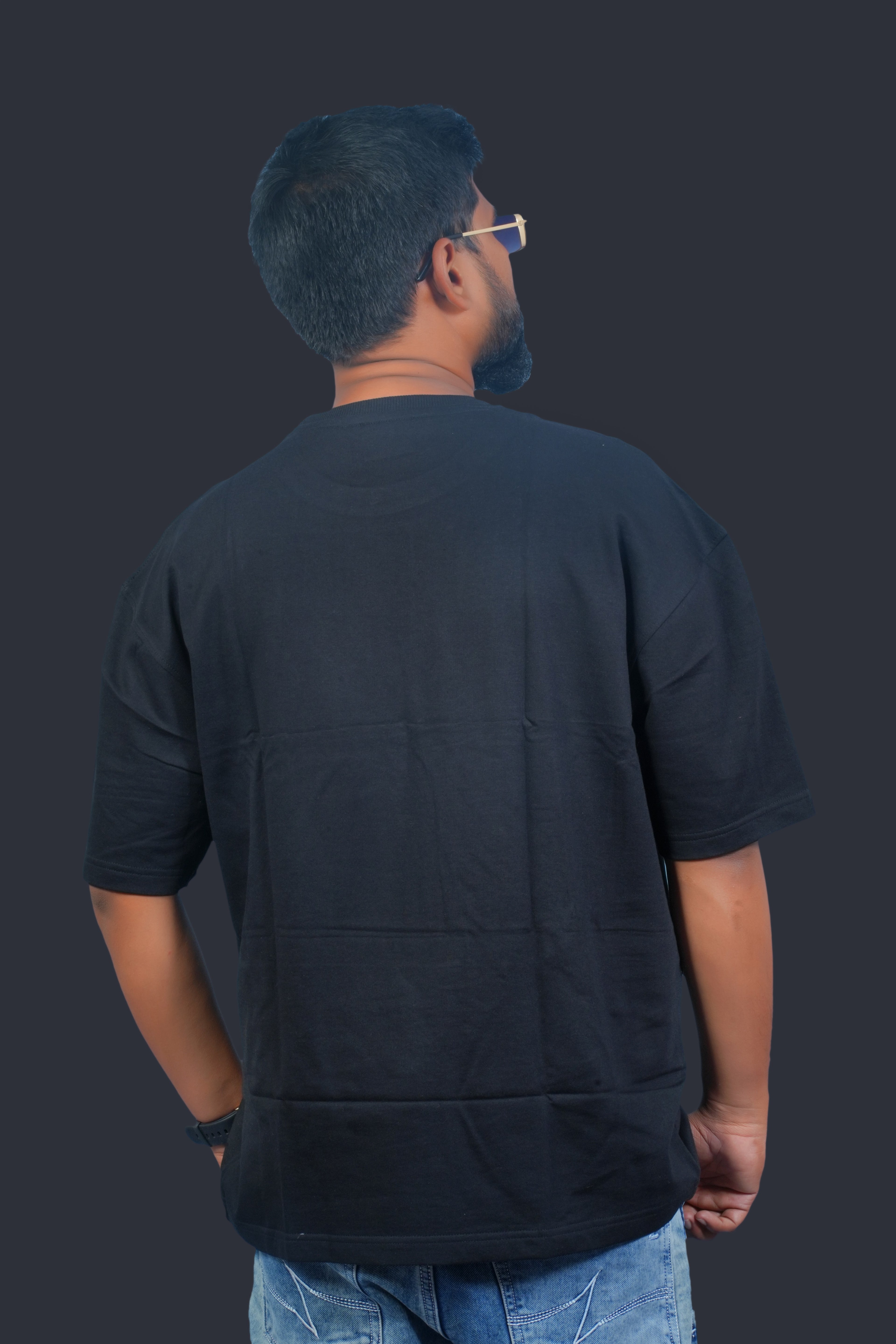 MRUVA's Oversized Fit - Black